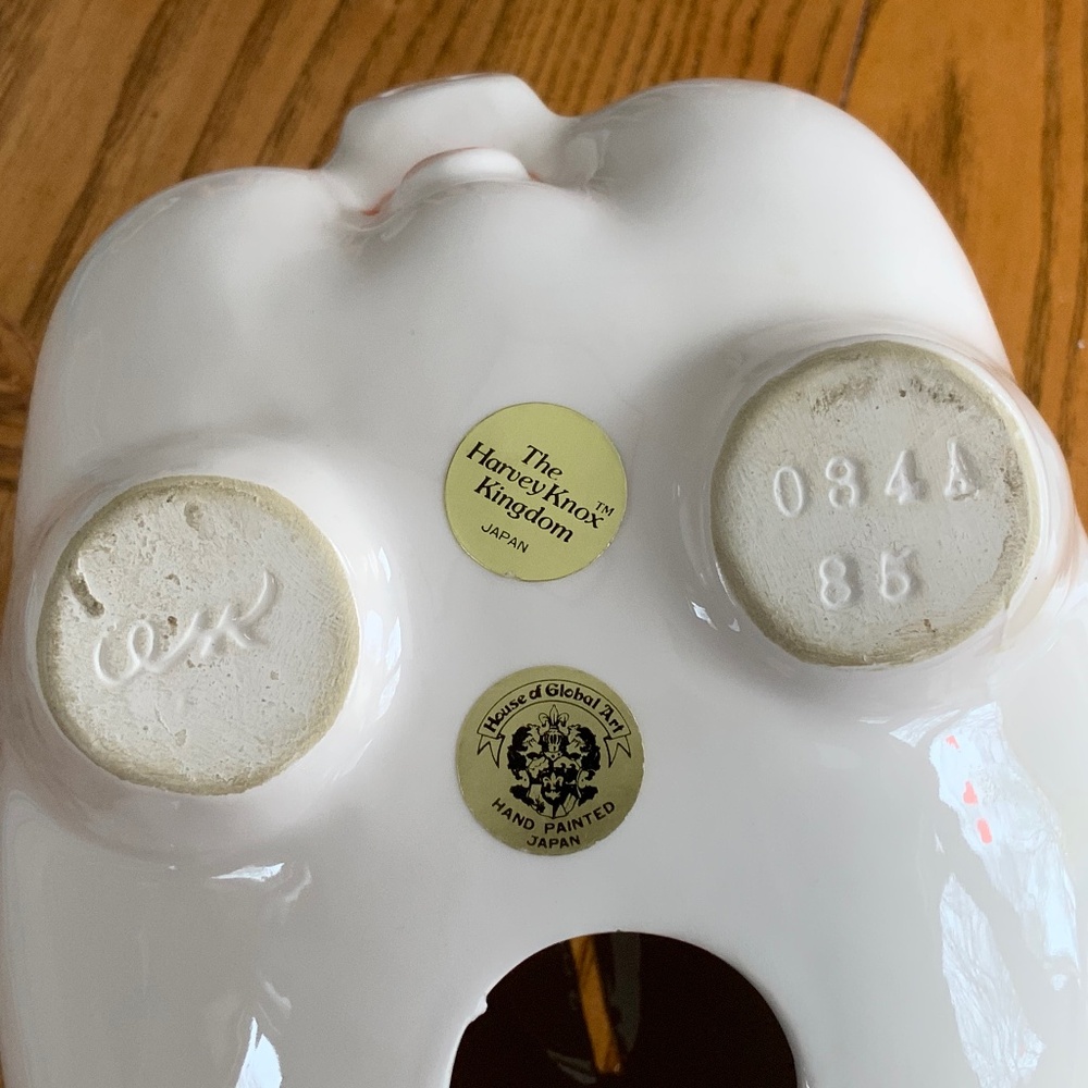 The Harvey Knox Kingdom Vintage Ceramic Piggy Bank With Top Hat - Picture 8 of 8